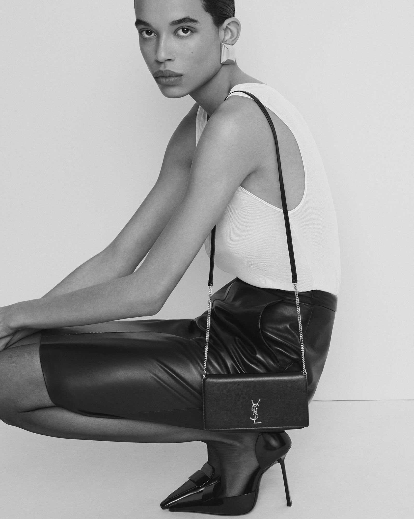 CASSANDRE SAINT LAURENT光滑皮革饰带手机包