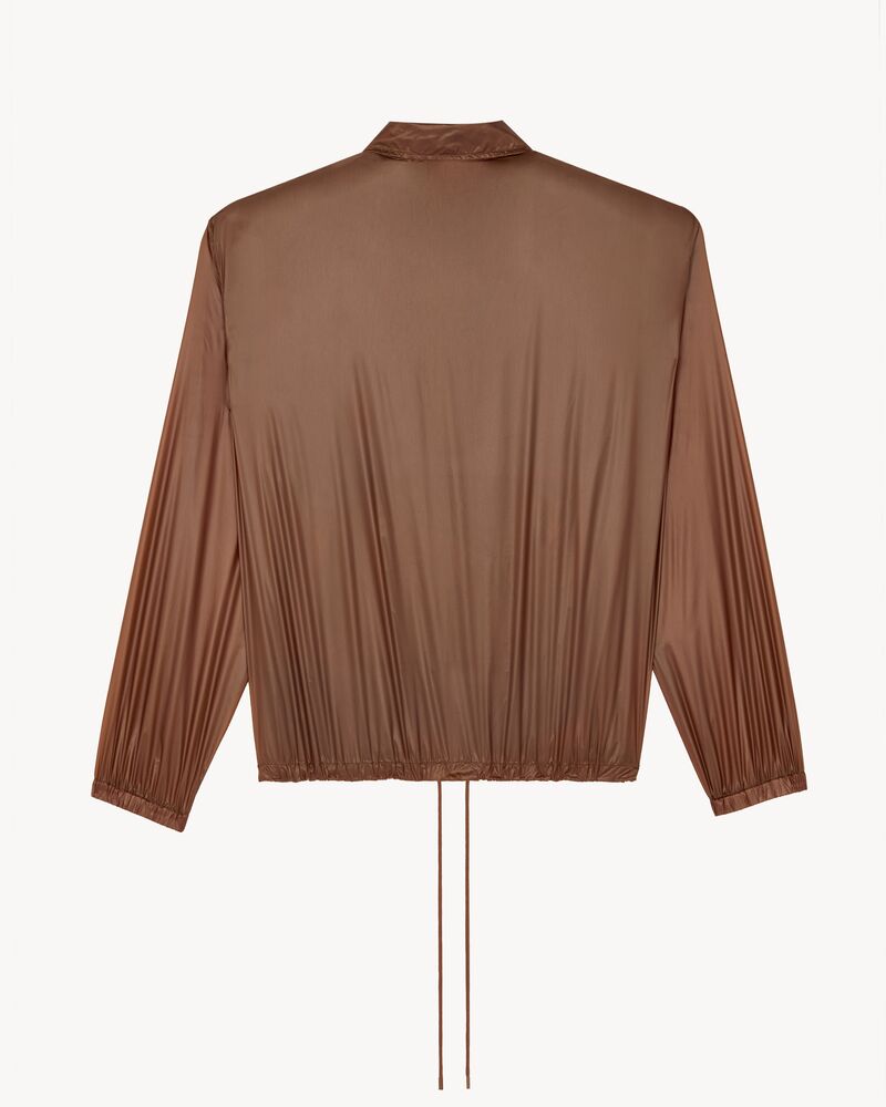 聚酰胺纤维宽肩风衣