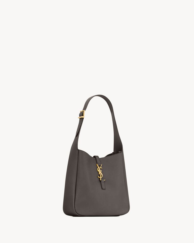 LE 5 À 7小号柔软粒面皮革手袋