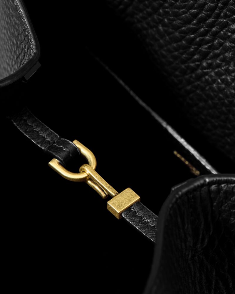 LE 5 À 7 BABY BEA粒面皮革手袋