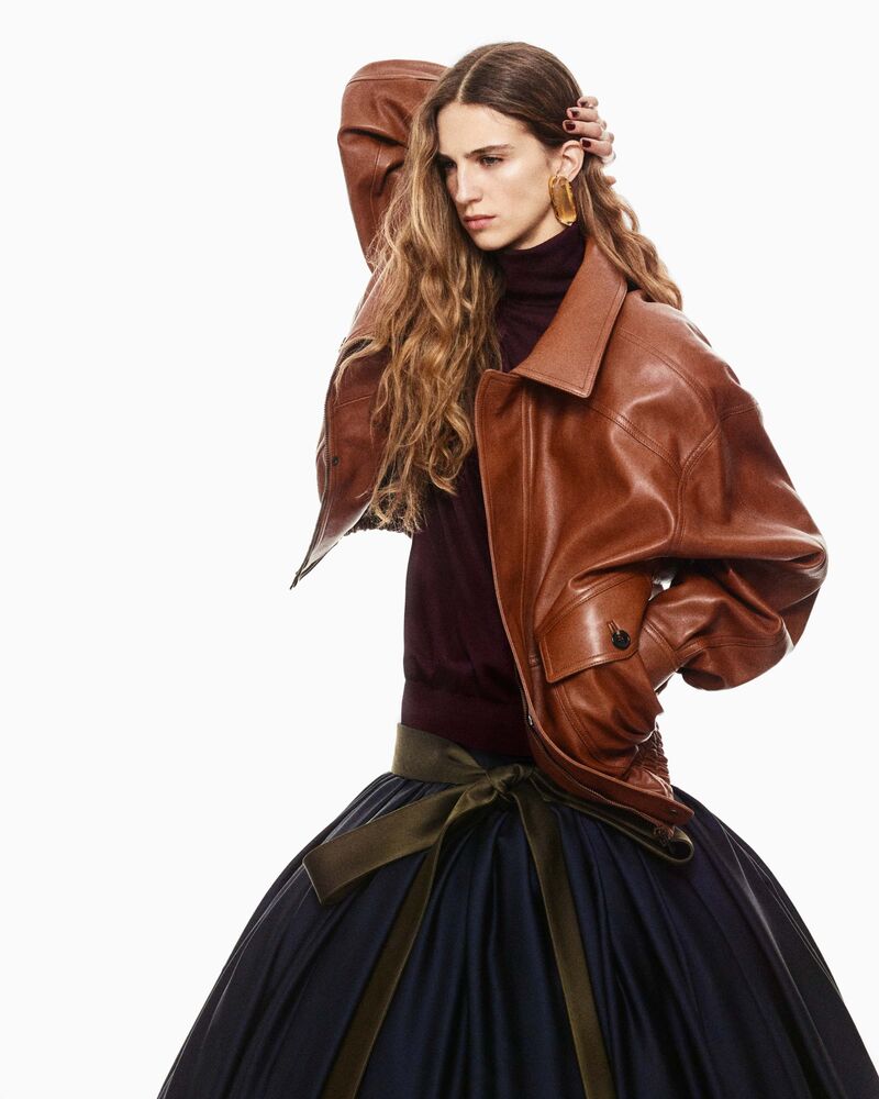 山羊绒、羊毛和桑蚕丝高领毛衫