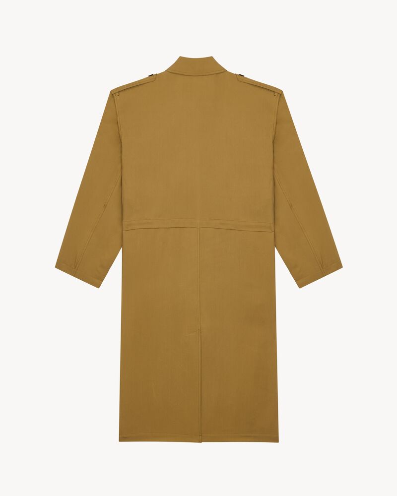 宽肩桑蚕丝斜纹风衣