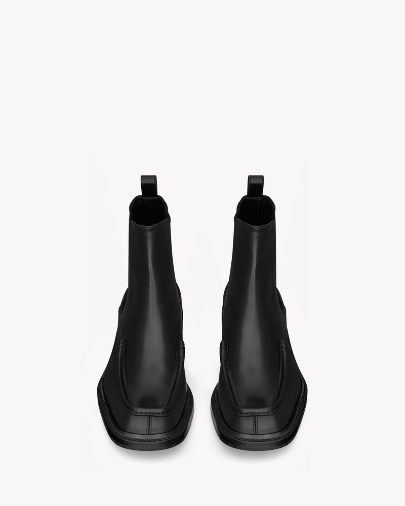 JOE光滑皮革切尔西靴