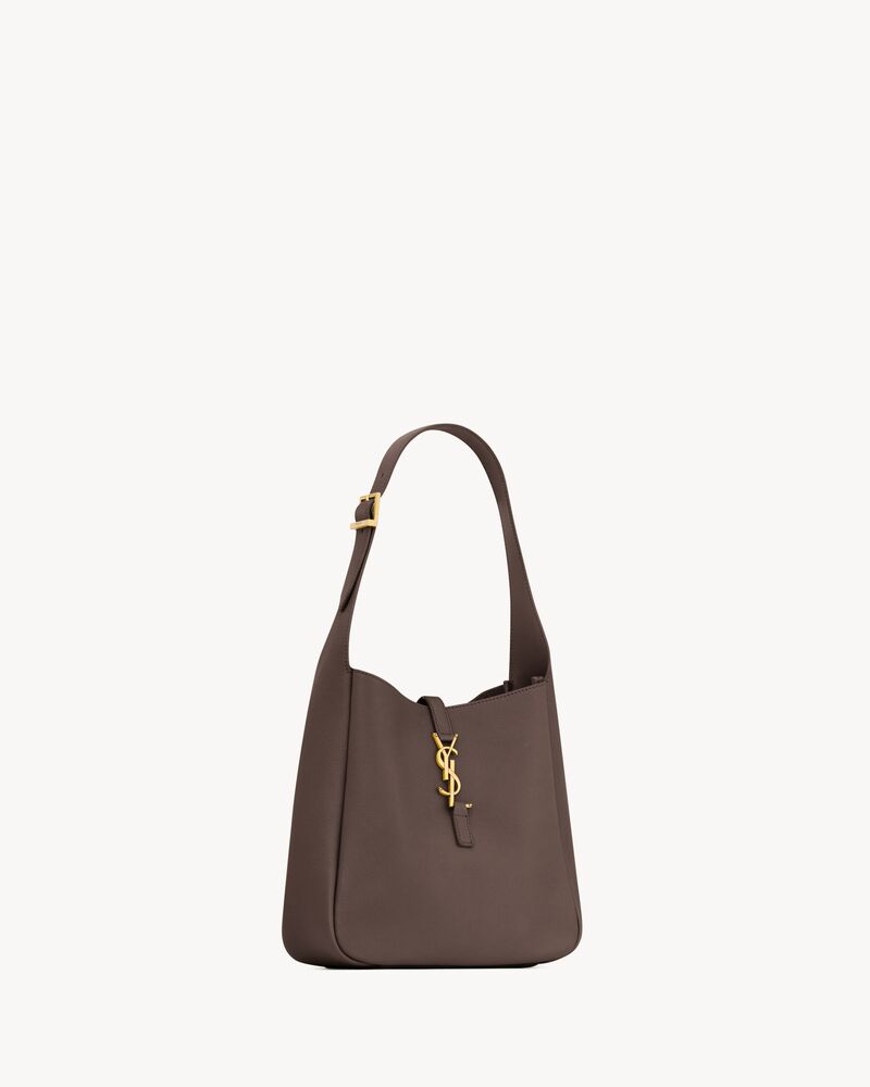 LE 5 À 7小号柔软粒面皮革手袋