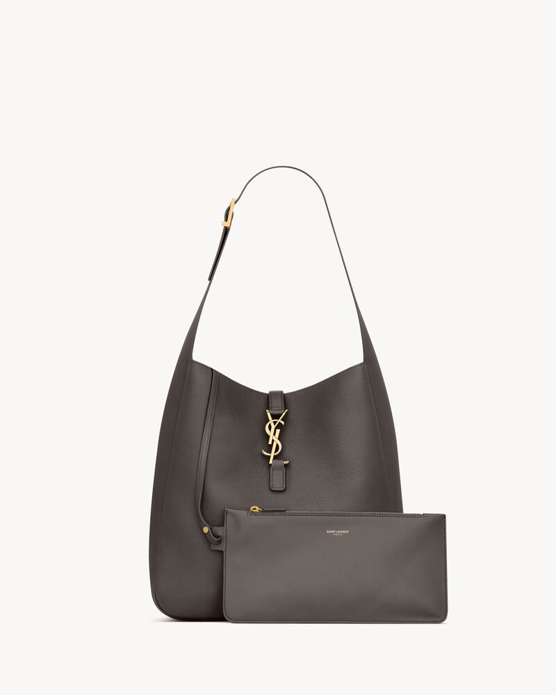 LE 5 À 7大号柔软粒面皮革手袋