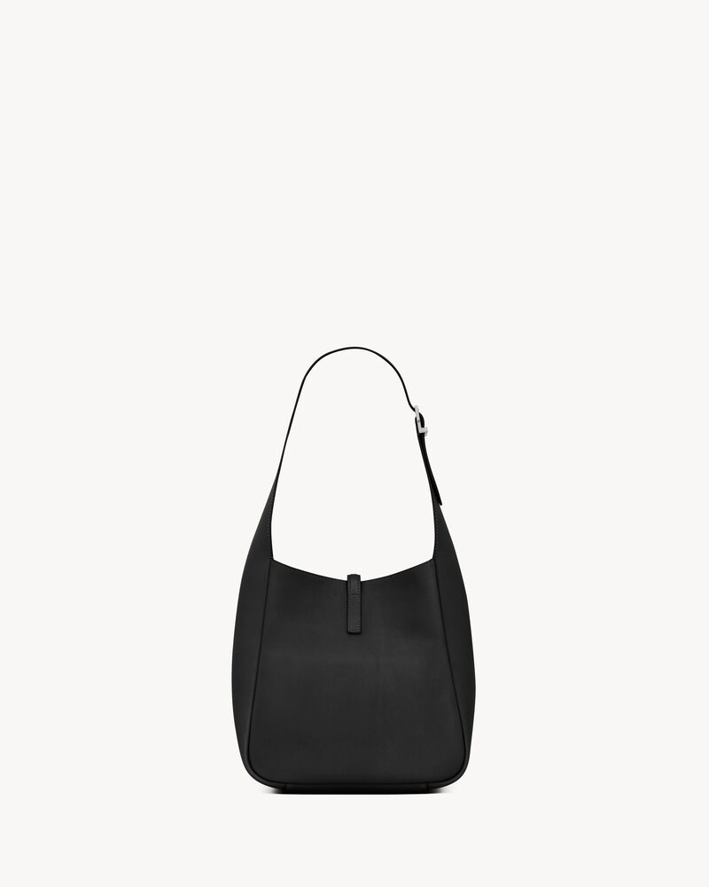 LE 5 À 7小号柔软粒面皮革手袋