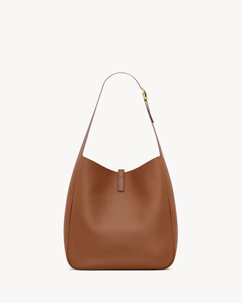 LE 5 À 7大号粒面皮革柔软手袋