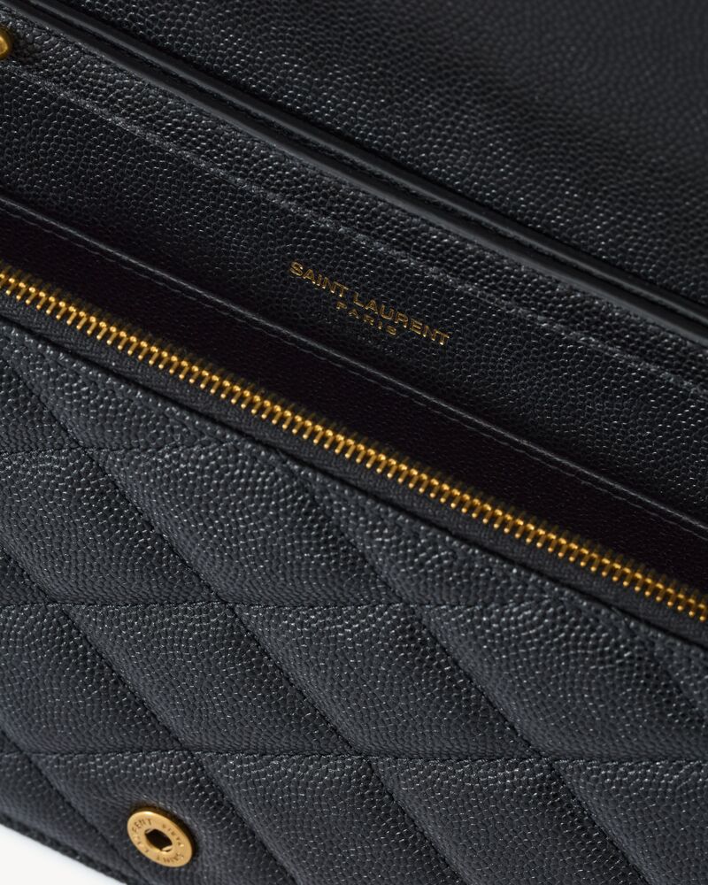 PARIS粒面皮革信封链条钱包