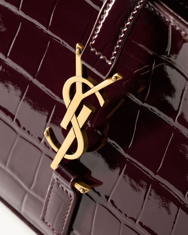 LE 5 À 7鳄鱼纹压纹漆皮手袋