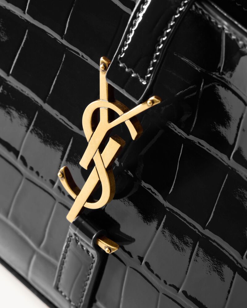 LE 5 À 7鳄鱼纹压纹漆皮手袋