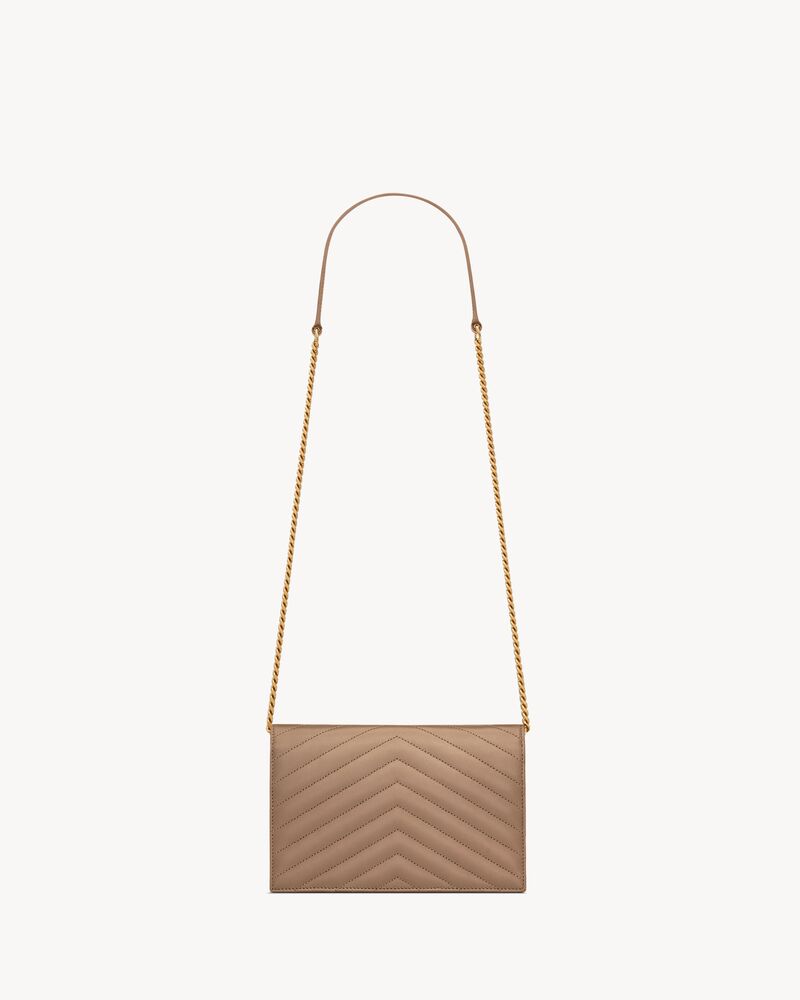 CASSANDRE ENVELOPE羊皮革信封链条钱包