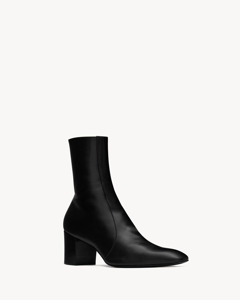 XIV光滑皮革拉链靴