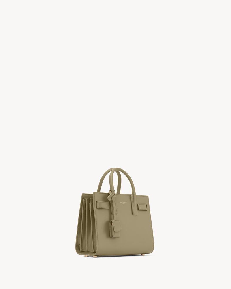 SAC DE JOUR NANO号光滑皮革手袋