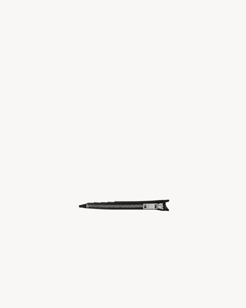 SAINT LAURENT PARIS粒面皮革拉链卡包
