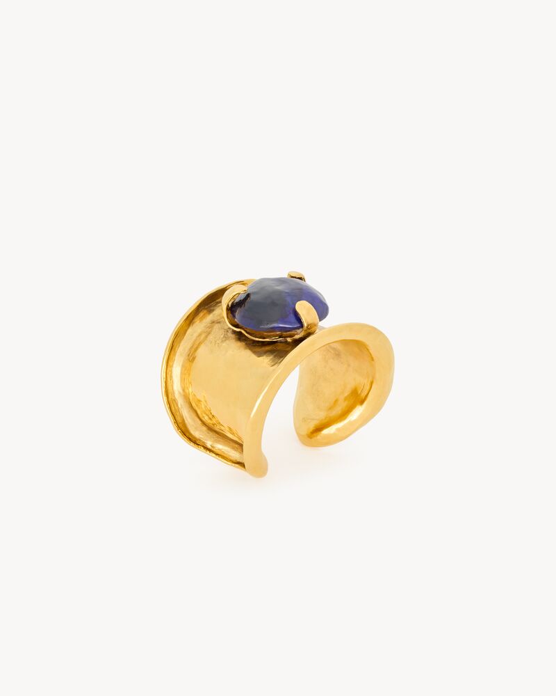 珐琅、树脂和金属手镯