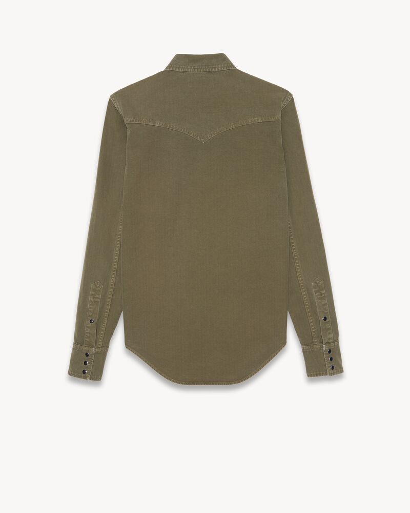 西部风格卡其石洗牛仔衬衫