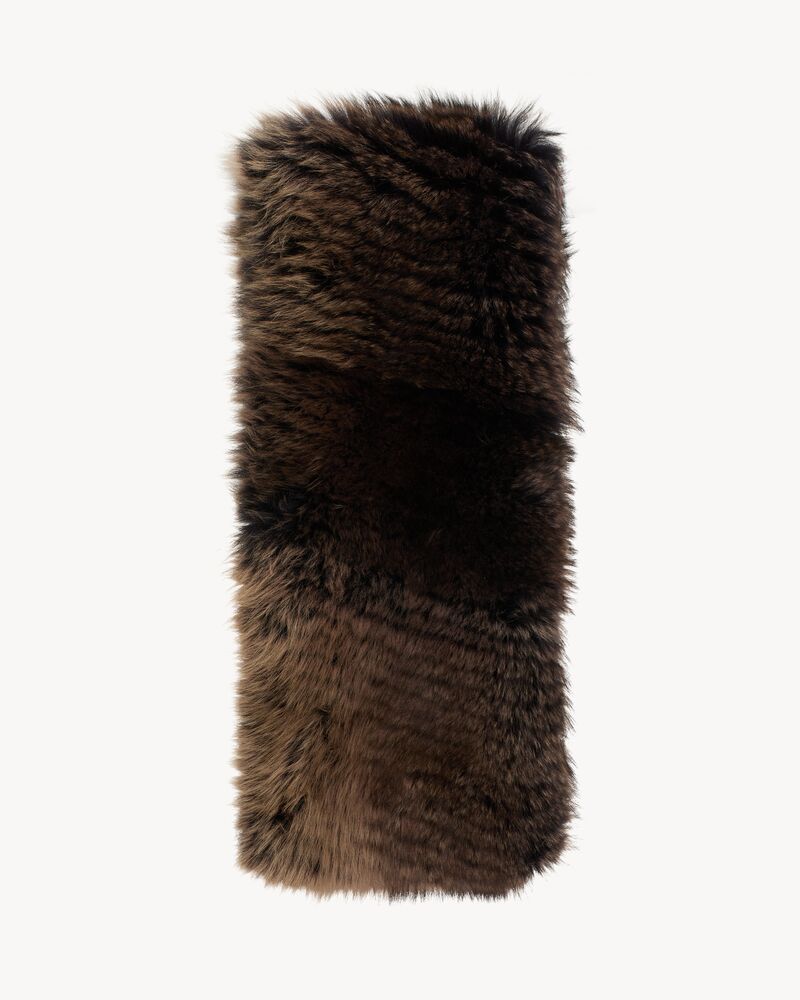 绵羊皮和山羊绒围巾