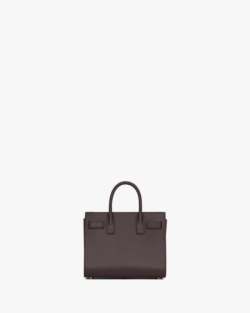 SAC DE JOUR NANO号光滑皮革手袋