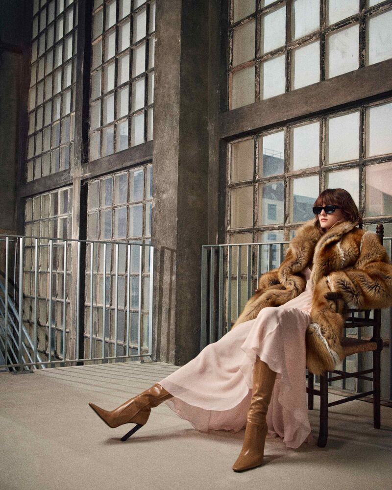 桑蚕丝平纹绉纱V领连衣裙