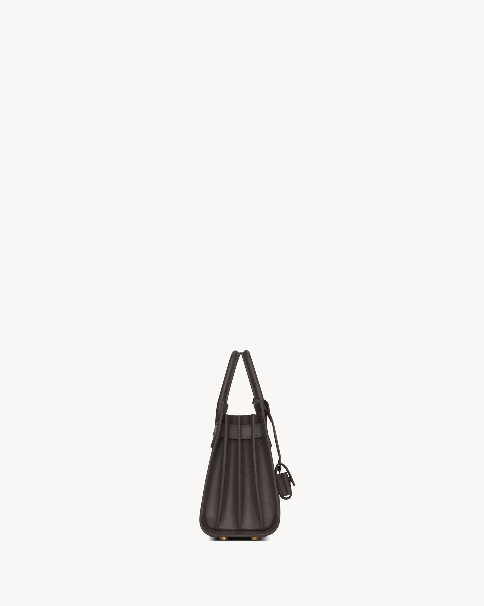 SAC DE JOUR NANO号光滑皮革手袋