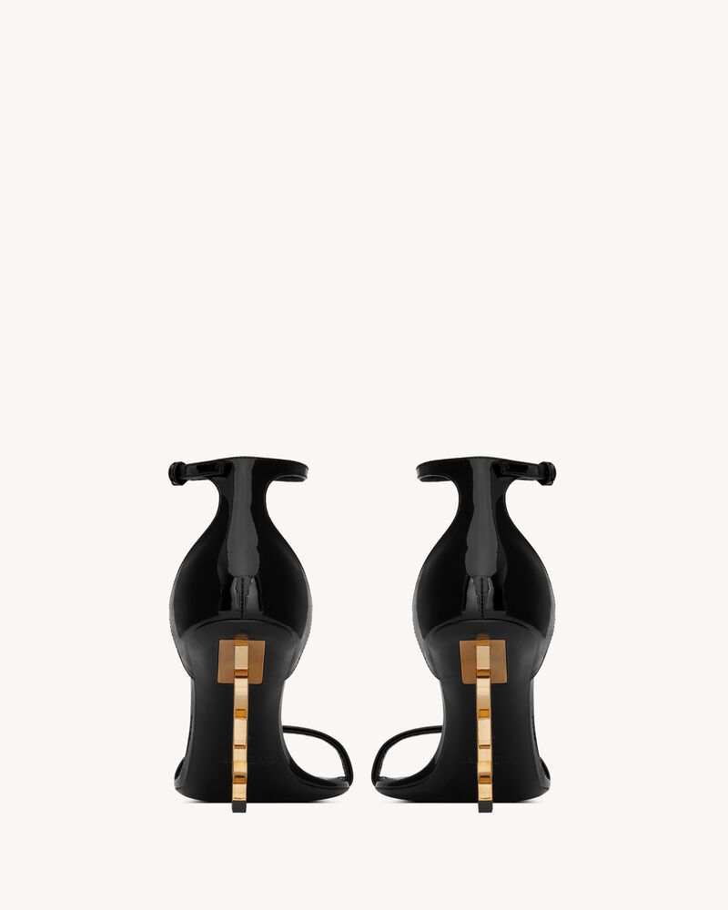 OPYUM 金色鞋跟漆皮凉鞋