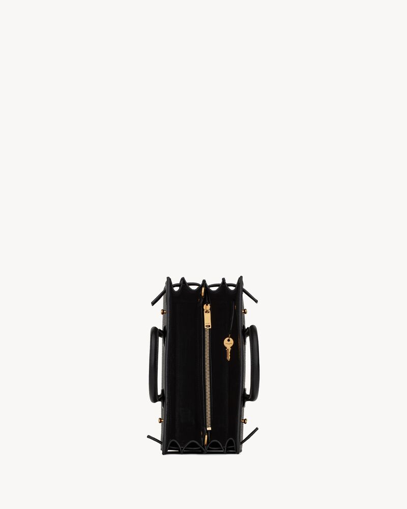 SAC DE JOUR BABY柔软粒面皮革手袋