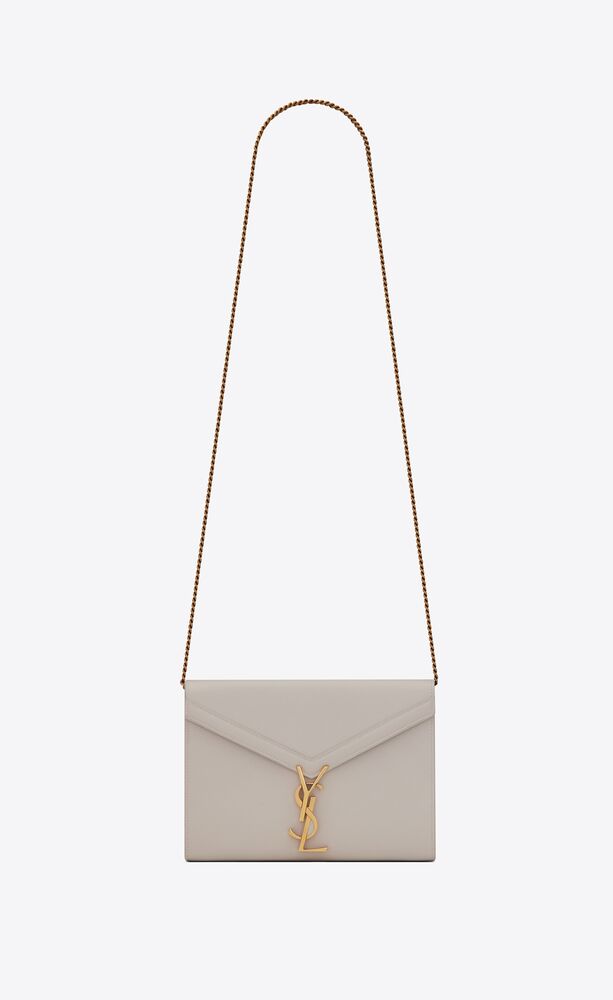 CASSANDRA 粒面压花真皮链条钱包