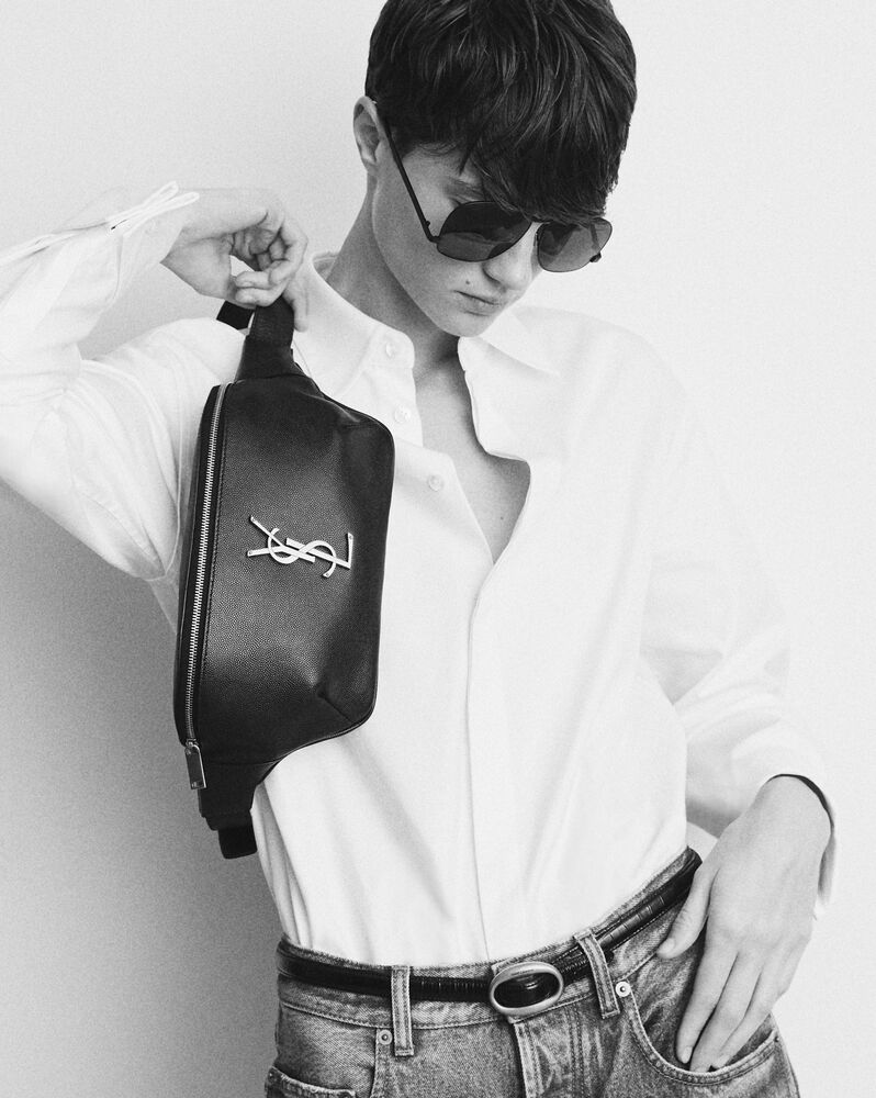 经典帆布和皮革腰包