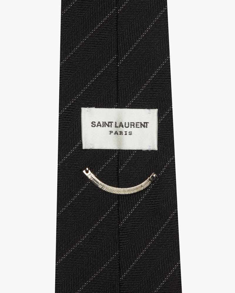 桑蚕丝提花条纹领带