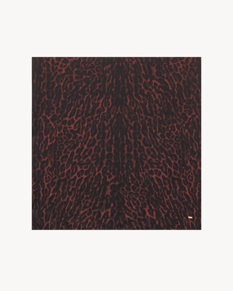 豹纹桑蚕丝和山羊绒大号方形围巾